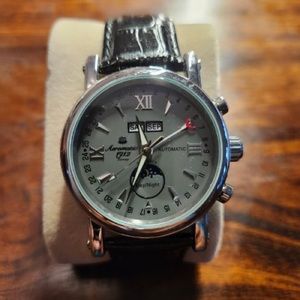 Aeromatic A1405 Automatic Classic-calendar "day-date-month